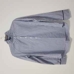 Vineyard Vines Pull Over Blouse